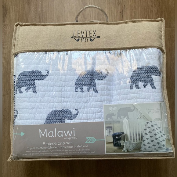 LEVTEX Malawi Elephants 5 piece Crib Bedding Set - Picture 2 of 8